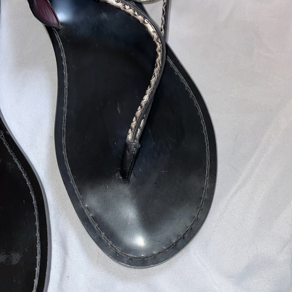 Coach Clarkson Leather Black White Snakeskin Print Thong Sandals size 9B - Picture 9 of 16